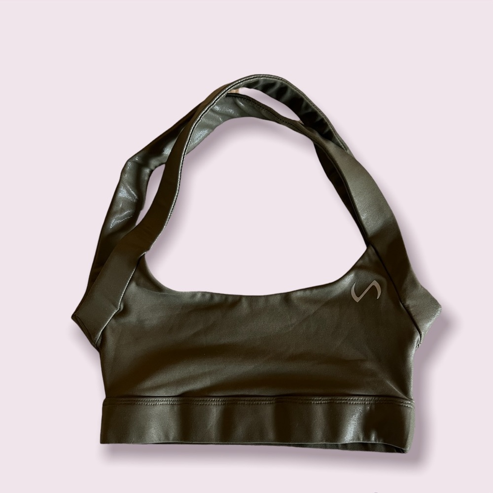 TLF apparel Arctic sports bra